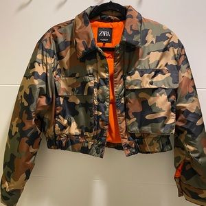 Military Cropped Puffer Jacket